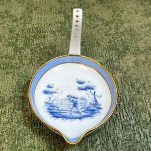 Richard Ginori Pittoria Italy Porcelain Trinket Dish Blue White Gold Gilt Leaf